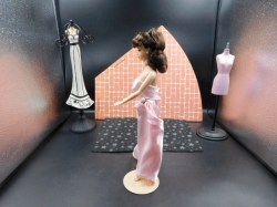 barbie brunette repro main b